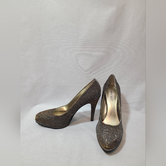 NINE WEST heels- Size 7.5 - Picture 4 of 8